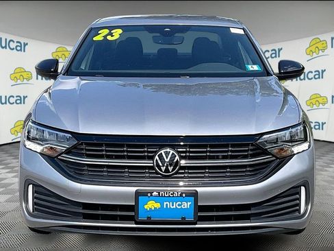 Used 2023 Volkswagen Jetta Sport FWD image 2