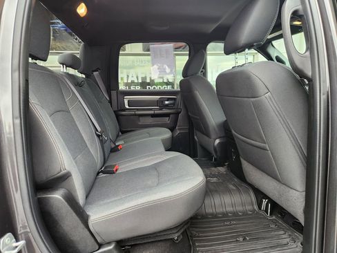 Used 2022 RAM 1500 Classic Warlock AWD/4WD image 37