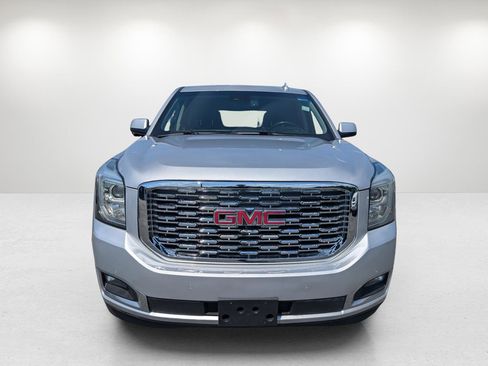 Used 2019 GMC Yukon Denali w/ Denali Ultimate Package image 2