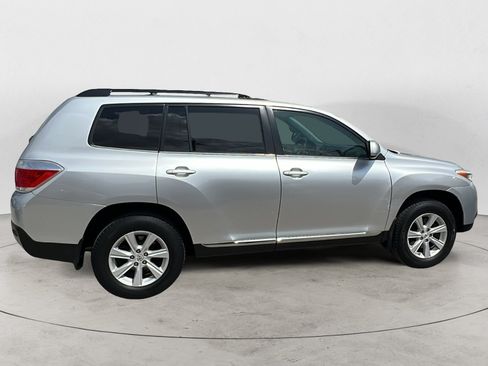Used 2012 Toyota Highlander 4WD w/ Tech Pkg image 7