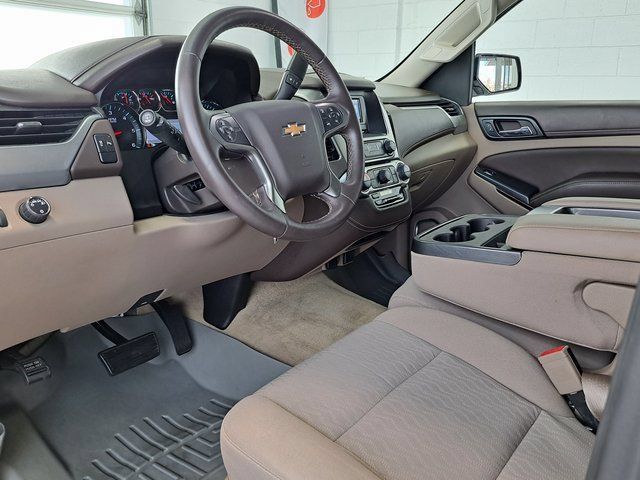 Used 2015 Chevrolet Suburban LS RWD image 8