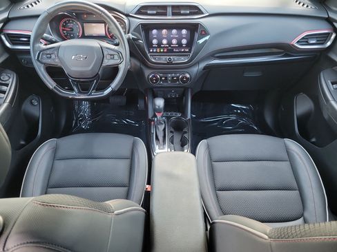 Used 2023 Chevrolet TrailBlazer RS w/ Sun and Liftgate Package FWD image 21