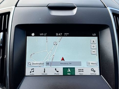 Used 2018 Ford Edge Titanium w/ Equipment Group 302A AWD/4WD image 14