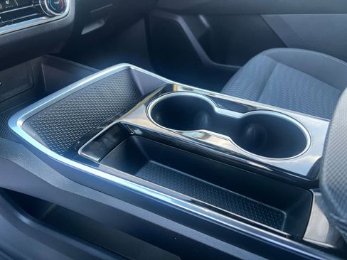 Used 2025 Chevrolet Equinox LT image 41