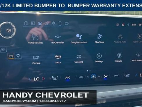 Certified 2025 Chevrolet Traverse LT w/ Driver Confidence Package AWD/4WD image 26