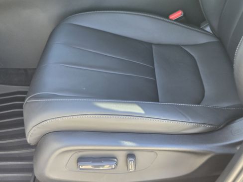 Used 2025 Acura ADX FWD image 32