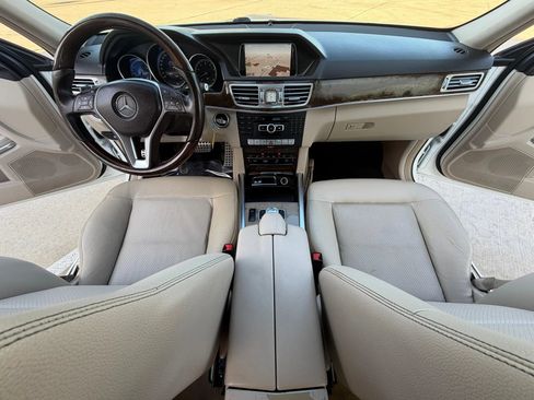 Used 2014 Mercedes-Benz E 350 Sedan image 28
