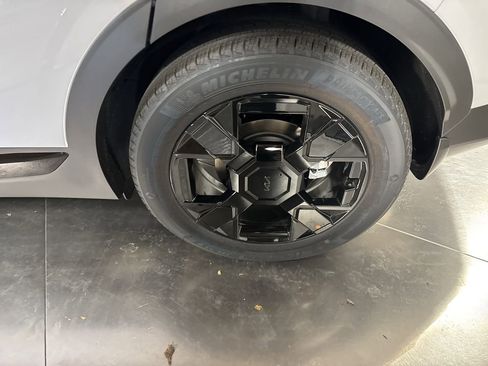 New 2026 Kia Sportage X-Line image 12