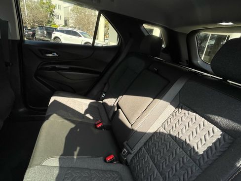 Used 2024 Chevrolet Equinox LT image 23