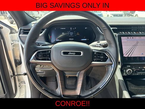 Used 2023 Jeep Grand Cherokee Summit w/ Adv Protech Group IV AWD/4WD image 14