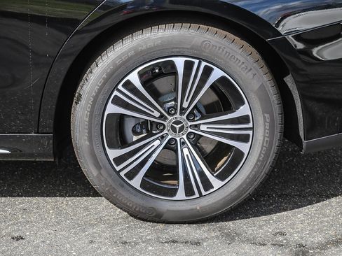 New 2024 Mercedes-Benz E 350 4MATIC Sedan image 8