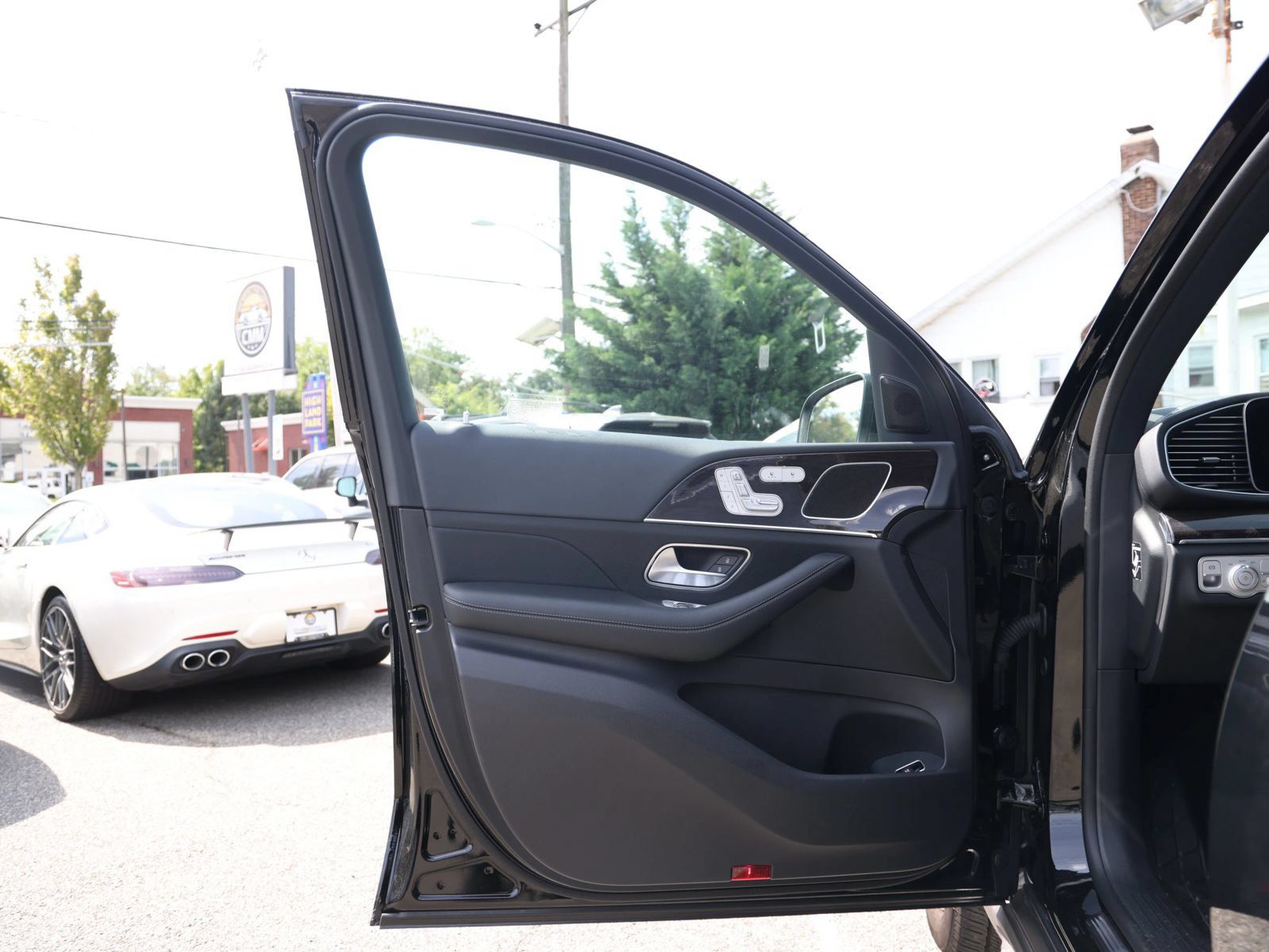 Used 2024 Mercedes-Benz GLE 350 4MATIC image 14