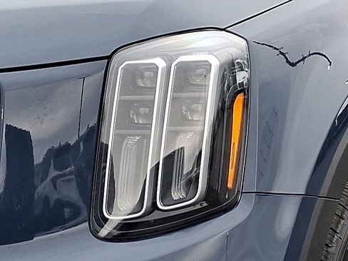 Certified 2023 Kia Telluride S w/ S Sunroof Package image 9