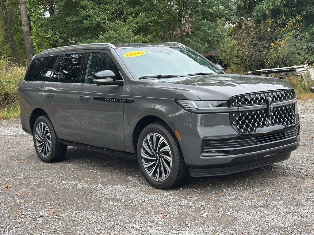 New 2025 Lincoln Navigator Black Label AWD/4WD image 33