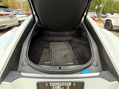 Used 2018 Jaguar F-TYPE Coupe image 16