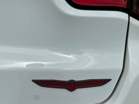 Used 2024 Jeep Compass Trailhawk image 31