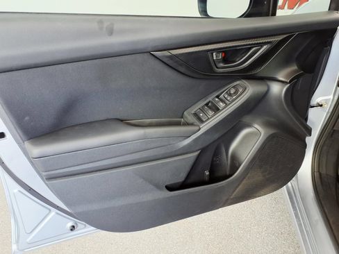 Used 2017 Subaru Impreza 2.0i AWD/4WD image 12