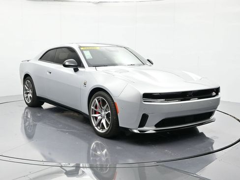 New 2025 Dodge Charger Daytona Scat Pack w/ Track Pack image 3