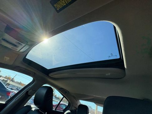 Used 2012 Acura TL image 18