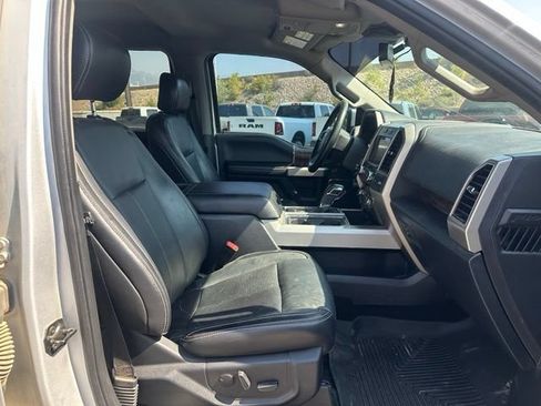 Used 2019 Ford F150 Lariat w/ FX4 Off-Road Package AWD/4WD image 15