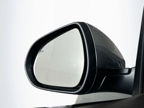 Used 2025 Buick Encore GX Preferred image 16