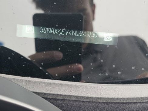 Used 2022 Chevrolet Equinox LT image 4