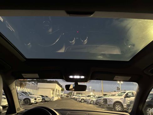 Used 2017 Audi A3 e-tron Premium Plus w/ Technology Package image 18