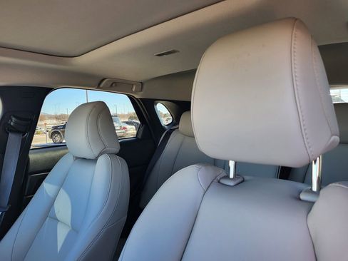 Used 2025 MAZDA CX-30 AWD 2.5 S w/ Preferred Package image 16