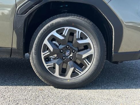 New 2025 Subaru Forester Premium image 9
