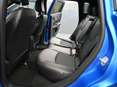 New 2026 Jeep Compass Latitude w/ Sun and Sound Group image 13