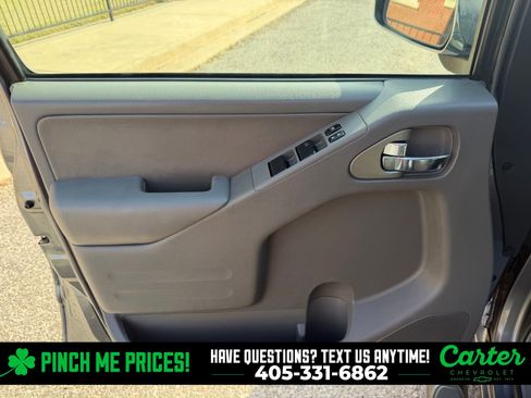 Used 2019 Nissan Frontier SL image 14