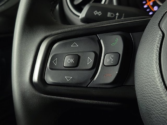 Used 2026 Jeep Wrangler Unlimited Rubicon AWD/4WD image 23
