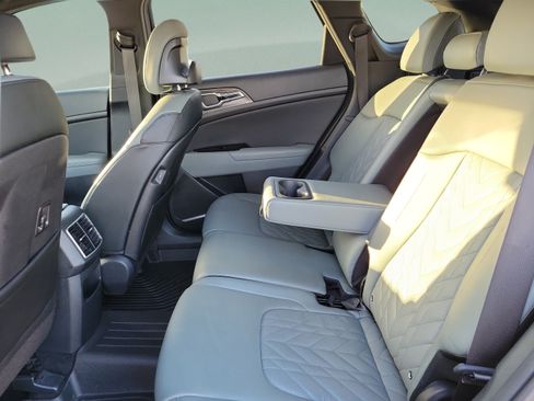 Certified 2023 Kia Sportage X-Line w/ X-Line Premium Package AWD/4WD image 7