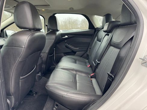 Used 2014 Ford Focus Titanium image 16