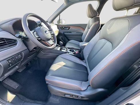 Used 2025 Subaru Forester Sport image 29