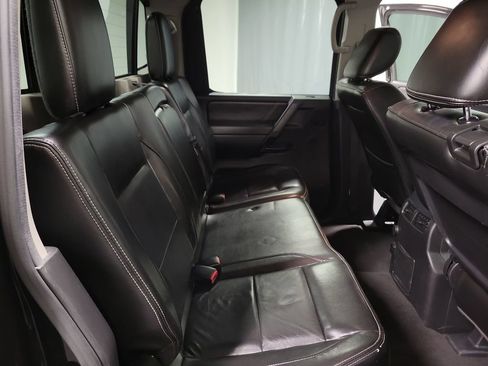 Used 2014 Nissan Titan PRO-4X w/ Pro-4x Luxury Package AWD/4WD image 24