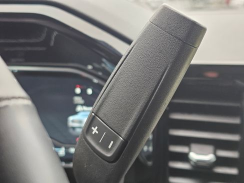 Used 2023 GMC Sierra 1500 Elevation image 29