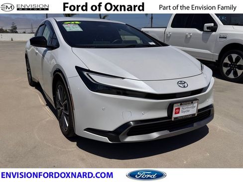 Used 2023 Toyota Prius XLE FWD image 1