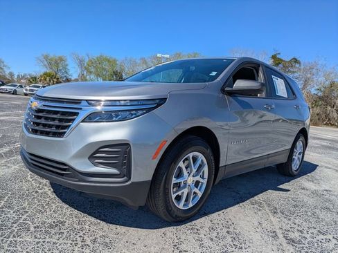 Certified 2024 Chevrolet Equinox LS w/ LS Convenience Package image 8