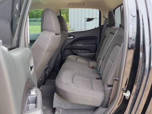 Used 2022 GMC Canyon Elevation w/ Trailering Package RWD image 9