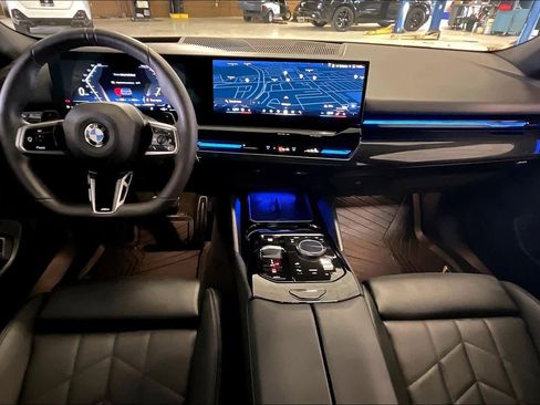 Certified 2026 BMW 530i 530i w/ M Sport Package image 15