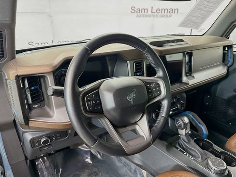Used 2023 Ford Bronco Outer Banks image 9