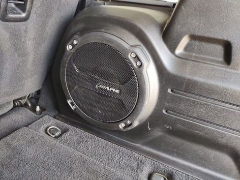 Used 2018 Jeep Wrangler Unlimited Sahara AWD/4WD image 22