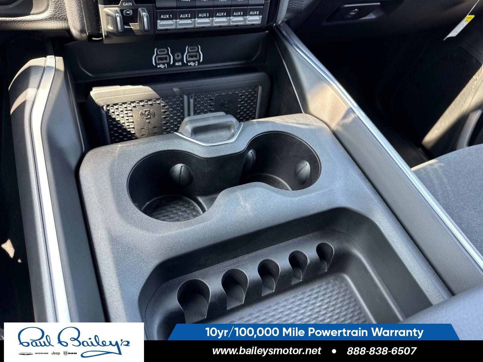 New 2025 RAM 2500 Big Horn AWD/4WD image 11