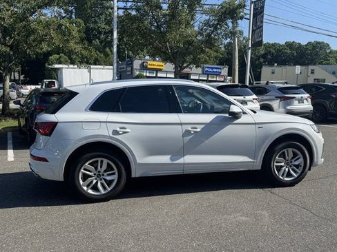 Certified 2023 Audi Q5 2.0T Premium w/ Convenience Package AWD/4WD image 4