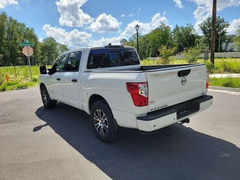 Used 2024 Nissan Titan 2WD Crew Cab image 3