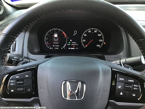 Used 2024 Honda Ridgeline Black Edition image 8