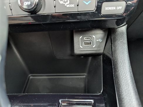 Used 2022 Jeep Compass High Altitude AWD/4WD image 27