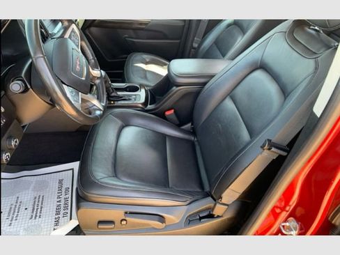 Used 2018 GMC Canyon SLT image 11