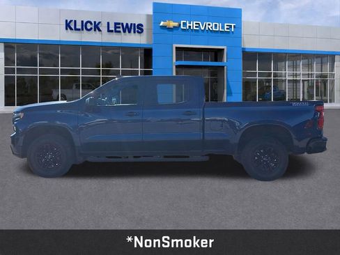 Used 2021 Chevrolet Silverado 1500 LT Trail Boss w/ Convenience Package II AWD/4WD image 4